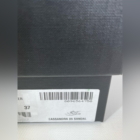 NEW SAINT LAURENT YSL BLACK LEATHER LOGO FLAT CASSANDRA SANDALS BOX 37 - Picture 11 of 11